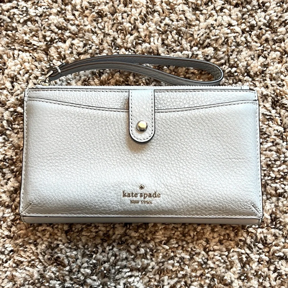 Light Blue Kate Spade Wristlet Wallet - Picture 1 of 2